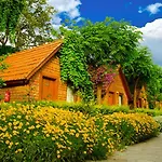 Garden Курортный комплекс 4*