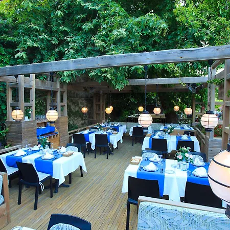 Garden 4* Side