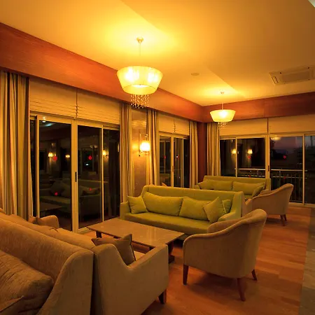 Garden 4* Side