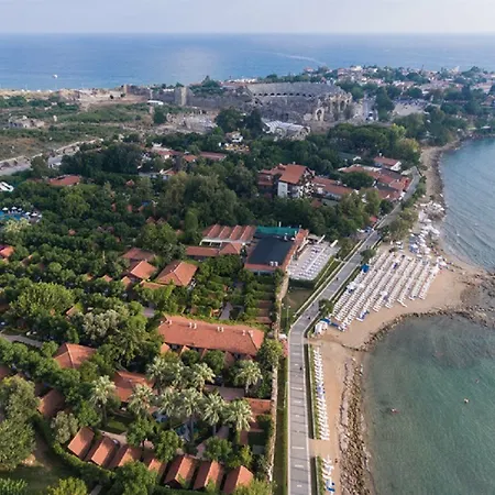 Üdülőközpont Garden 4*